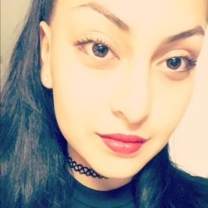 Meet your Posher, Jessica